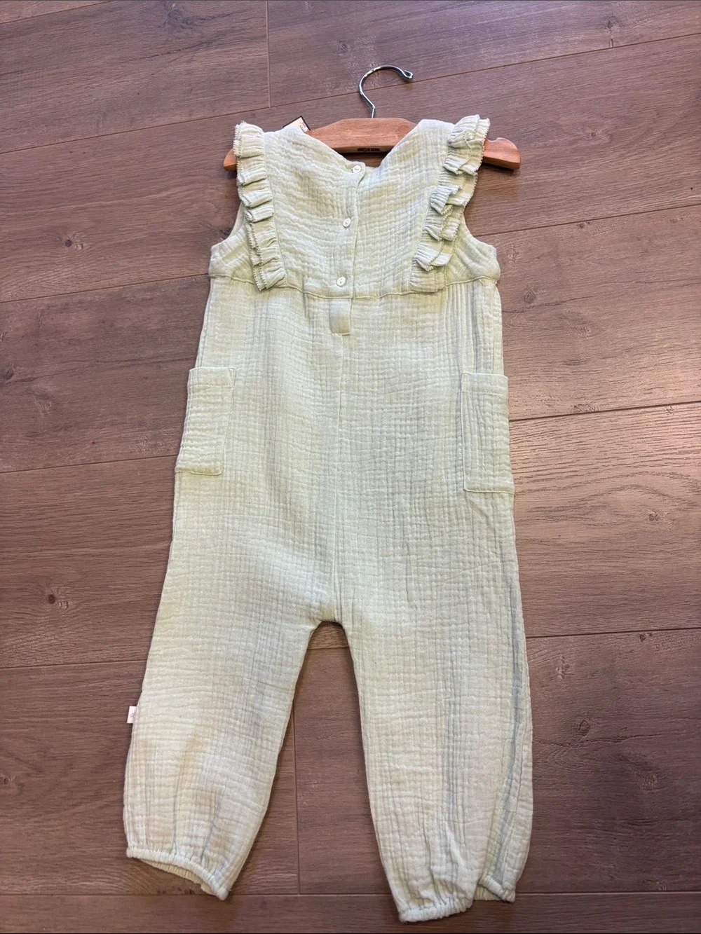 NWT Albetta Girls' Green gauzy Muslin Romper